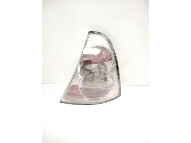 Recambio de piloto trasero derecho para renault clio ii fase ii (b/cb0) 1.2 referencia OEM IAM SK3710LIO98  