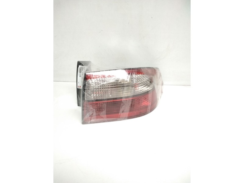 Recambio de piloto trasero derecho para renault laguna ii (bg0) 1.9 dci diesel referencia OEM IAM 8200002474 23450202 