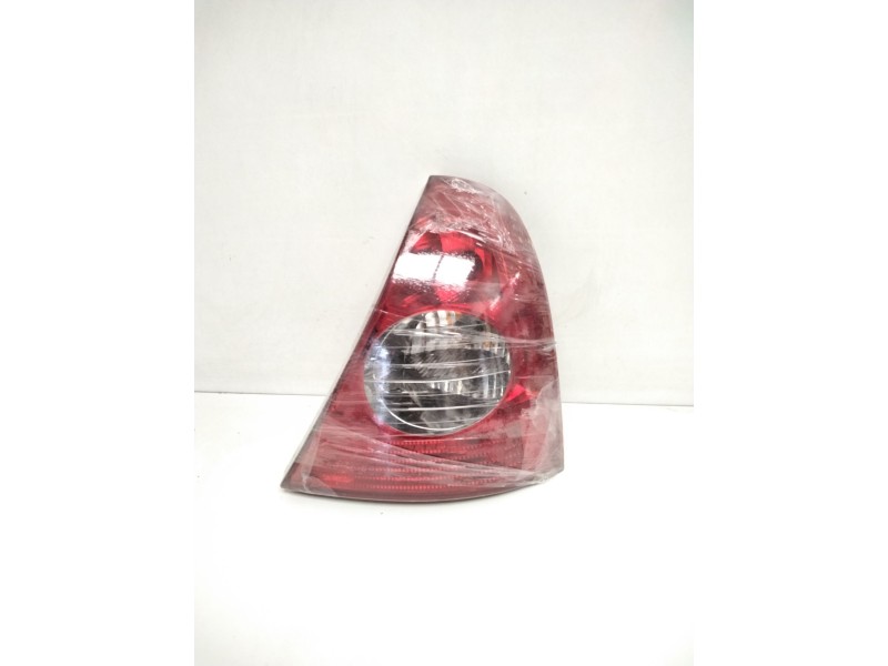 Recambio de piloto trasero derecho para renault clio ii fase ii (b/cb0) community referencia OEM IAM 8200071414 8200917487 