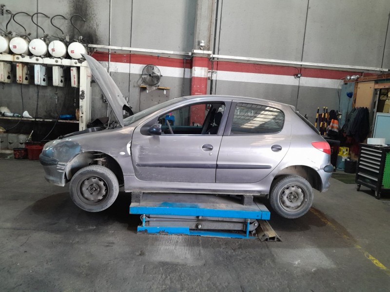 peugeot 206 hatchback (2a/c) del año 1999
