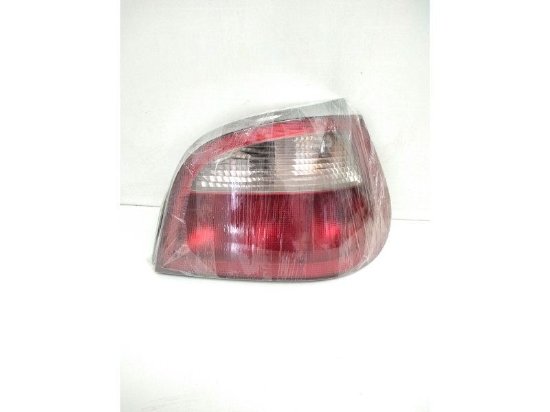 Recambio de piloto trasero derecho para renault megane i fase 2 berlina (ba0) 1.4 16v rxe referencia OEM IAM 7700428321  