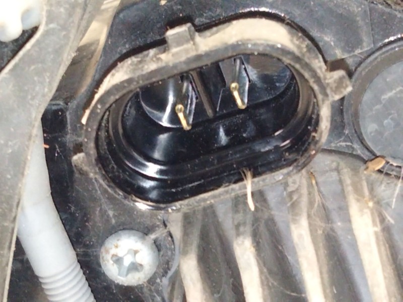 Recambio de faro antiniebla izquierdo para toyota c-hr (_x1_) 1.8 hybrid (zyx10_, zyx11_) referencia OEM IAM   