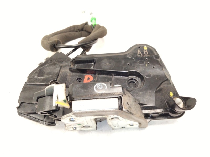 Recambio de cerradura puerta delantera derecha para toyota c-hr (_x1_) 1.8 hybrid (zyx10_, zyx11_) referencia OEM IAM   