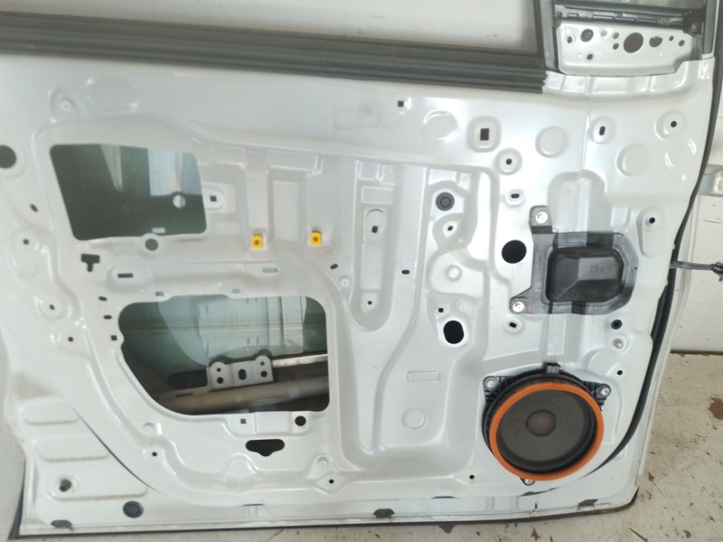 Recambio de puerta delantera izquierda para toyota c-hr (_x1_) 1.8 hybrid (zyx10_, zyx11_) referencia OEM IAM   