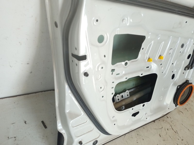 Recambio de puerta delantera izquierda para toyota c-hr (_x1_) 1.8 hybrid (zyx10_, zyx11_) referencia OEM IAM   