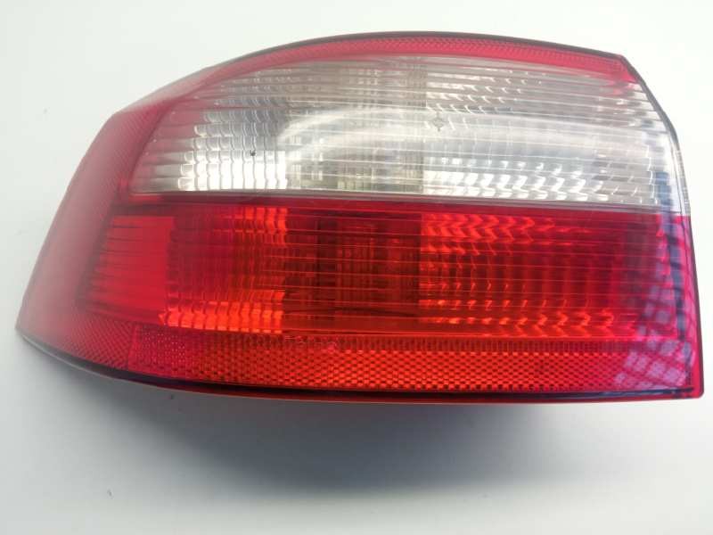 Recambio de piloto trasero izquierdo para renault laguna ii (bg0) privilege referencia OEM IAM 8200002473  