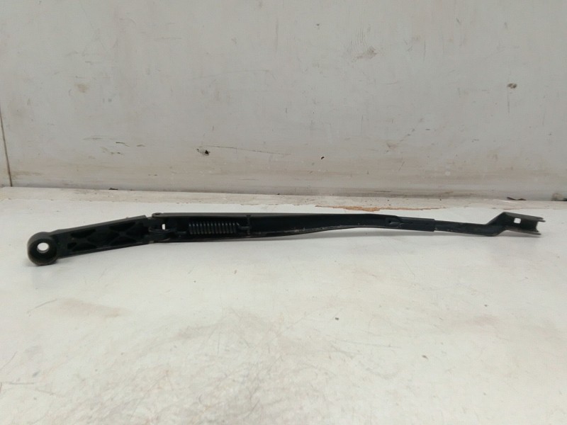 Recambio de brazo limpia delantero izquierdo para toyota c-hr (_x1_) 1.8 hybrid (zyx10_, zyx11_) referencia OEM IAM   