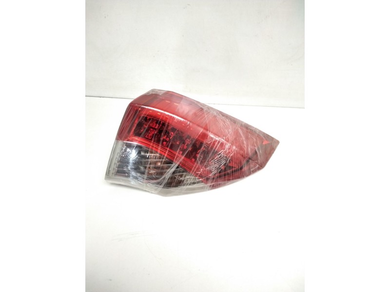 Recambio de piloto trasero derecho para renault laguna coupe 2.0 dci diesel fap referencia OEM IAM 265500001R  