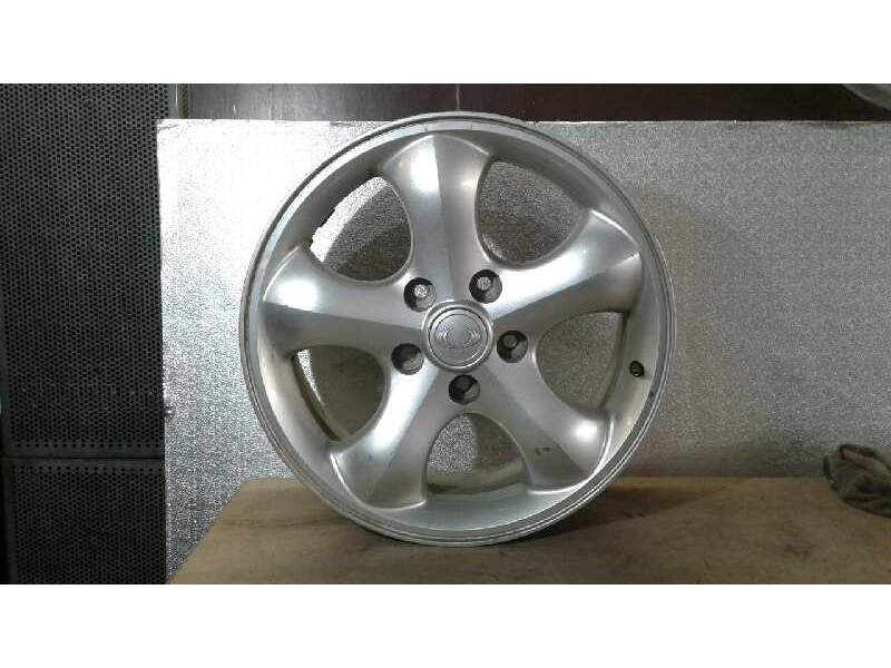 Recambio de llanta aluminio para ssangyong musso referencia OEM IAM 18 5 TORNILLOS SSANYONG 