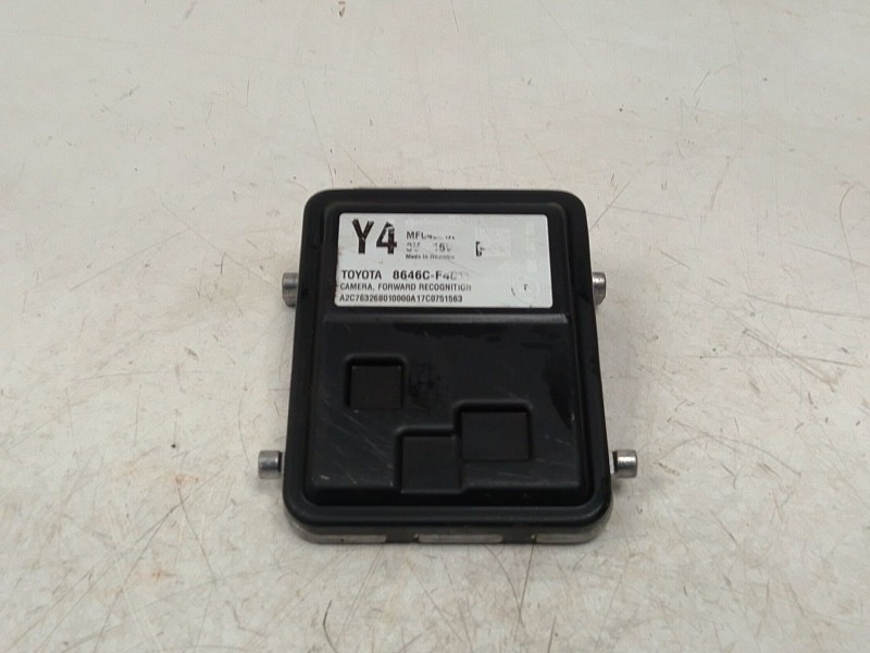 Recambio de camara delantera para toyota c-hr (_x1_) 1.8 hybrid (zyx10_, zyx11_) referencia OEM IAM 8646CF4011  