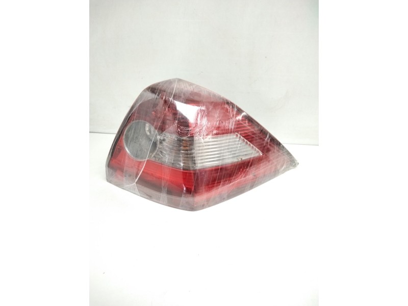 Recambio de piloto trasero derecho para renault megane ii classic berlina expression referencia OEM IAM 8200142681F 12478SE 