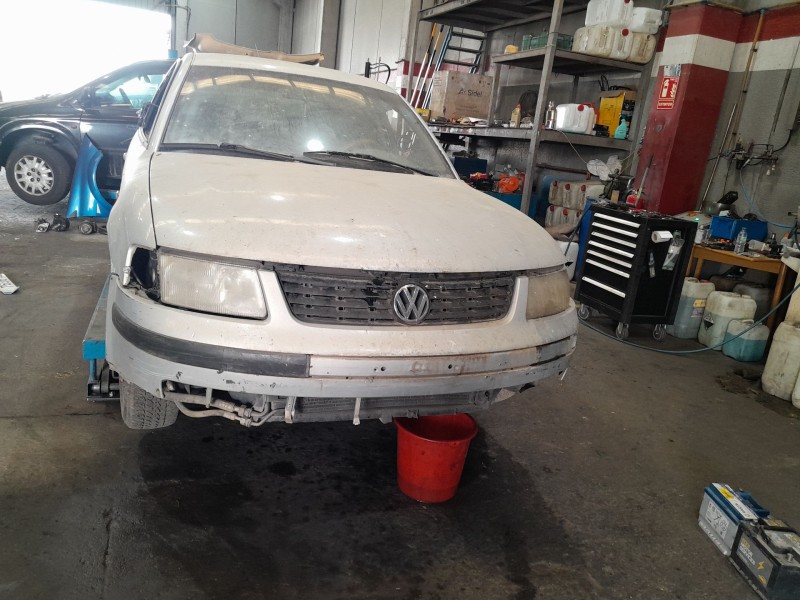 volkswagen passat b5 (3b2) del año 1997