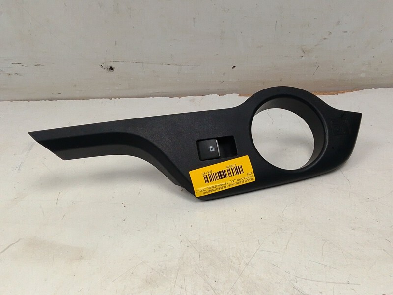 Recambio de mando elevalunas trasero derecho para toyota c-hr (_x1_) 1.8 hybrid (zyx10_, zyx11_) referencia OEM IAM   