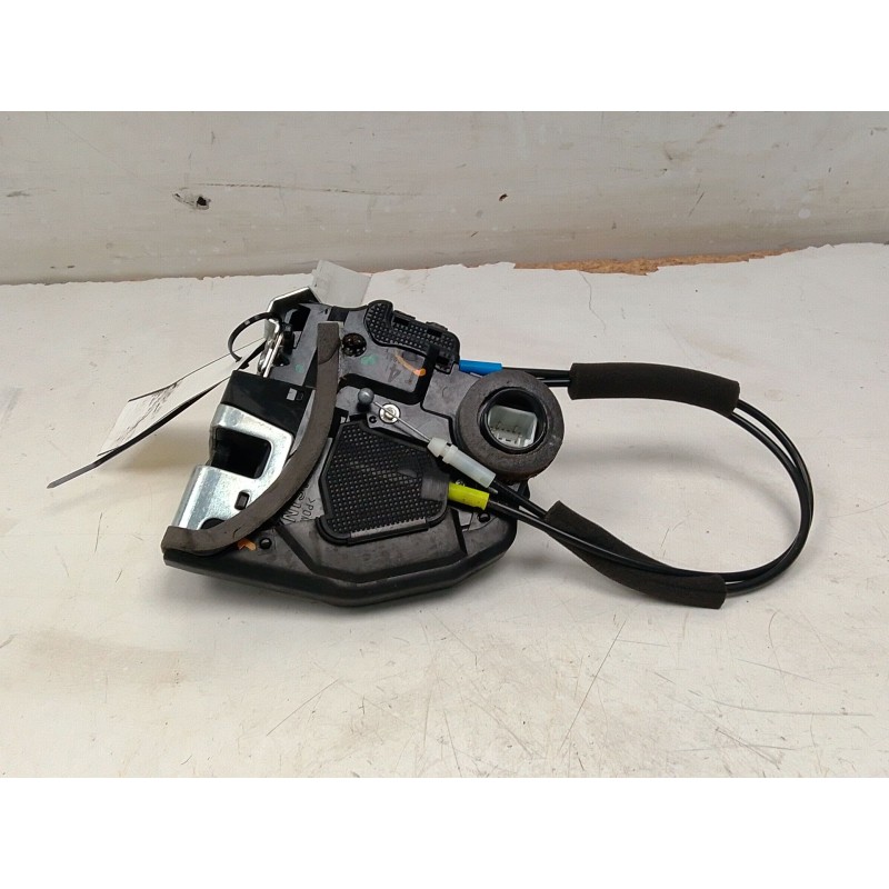 Recambio de cerradura puerta trasera derecha para toyota c-hr (_x1_) 1.8 hybrid (zyx10_, zyx11_) referencia OEM IAM   
