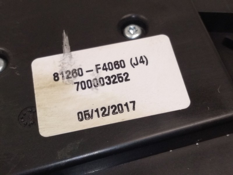 Recambio de luz interior para toyota c-hr (_x1_) 1.8 hybrid (zyx10_, zyx11_) referencia OEM IAM 81260F4060  