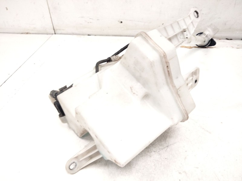 Recambio de deposito limpia para toyota c-hr (_x1_) 1.8 hybrid (zyx10_, zyx11_) referencia OEM IAM   