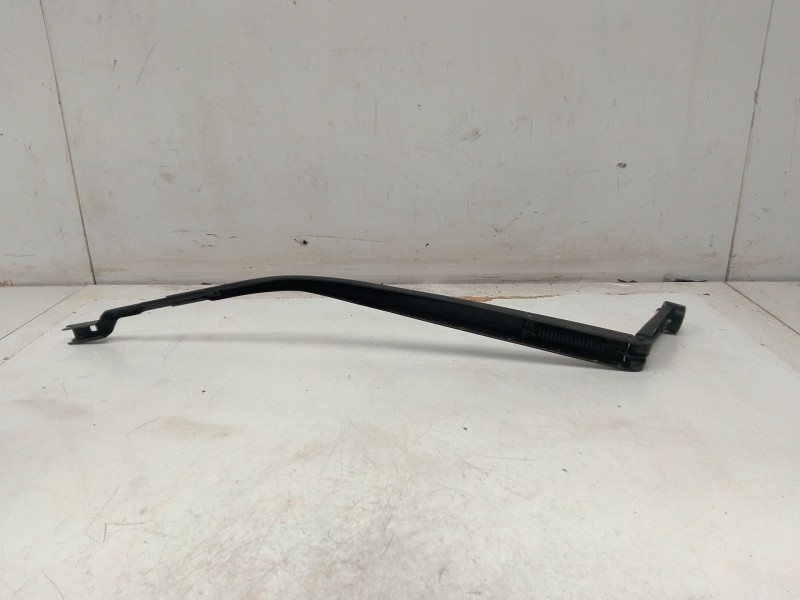 Recambio de brazo limpia delantero derecho para toyota c-hr (_x1_) 1.8 hybrid (zyx10_, zyx11_) referencia OEM IAM   