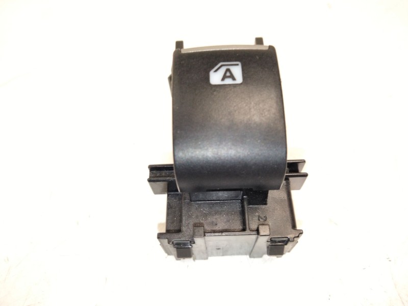 Recambio de mando elevalunas delantero derecho para toyota c-hr (_x1_) 1.8 hybrid (zyx10_, zyx11_) referencia OEM IAM   