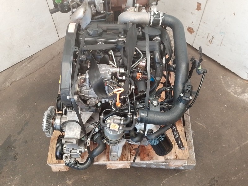 Recambio de motor completo para volkswagen passat b5 (3b2) 1.9 tdi referencia OEM IAM AFN490813  