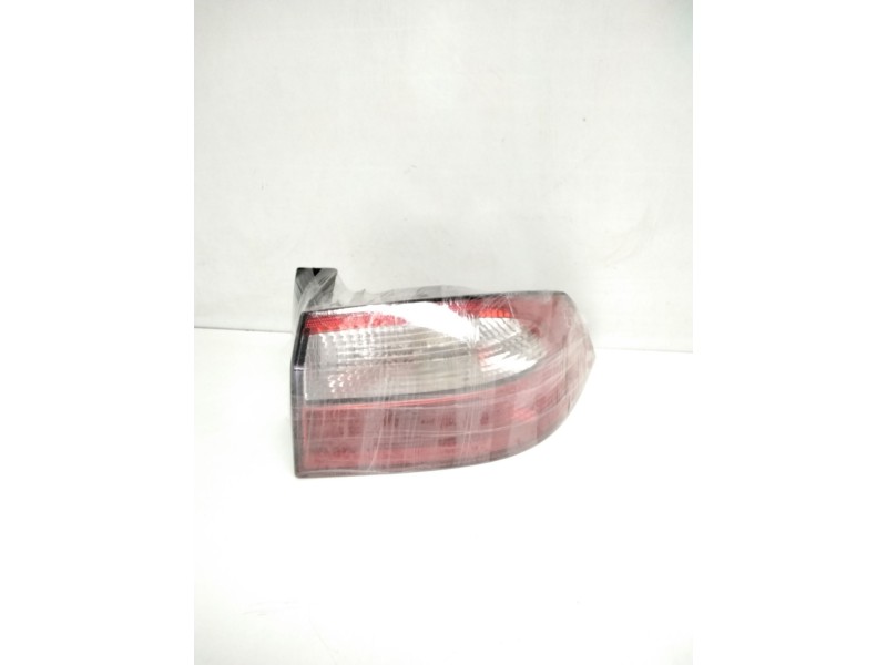 Recambio de piloto trasero derecho para renault laguna ii (bg0) 1.6 16v referencia OEM IAM VALEO 2345D  