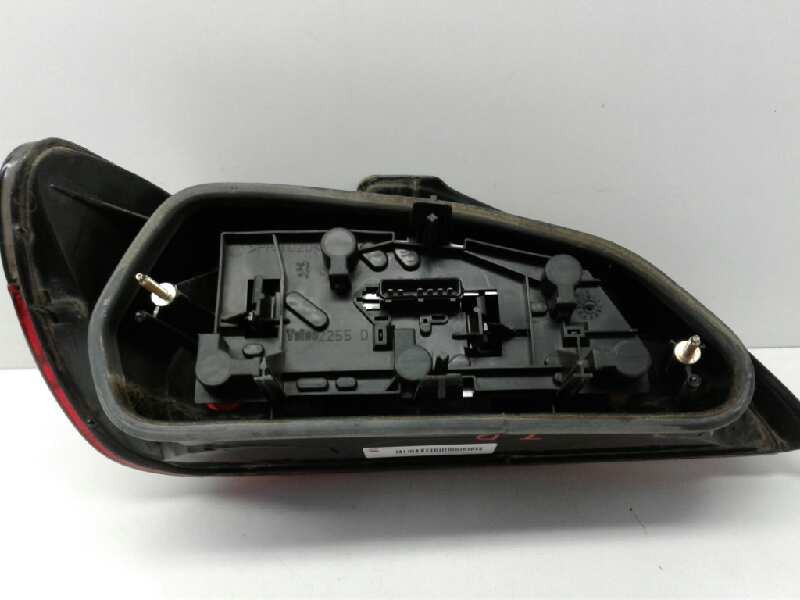 Recambio de piloto trasero derecho para peugeot 406 berlina (s1/s2) st referencia OEM IAM VALEO 2255D 6351E8 