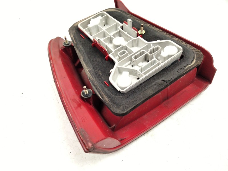 Recambio de piloto trasero derecho para volkswagen passat b5 (3b2) 1.9 tdi referencia OEM IAM   