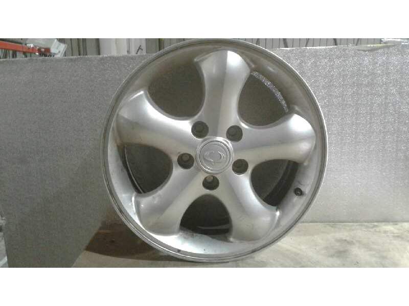 Recambio de llanta aluminio para ssangyong musso referencia OEM IAM 18 5 TORNILLOS SSANYONG 
