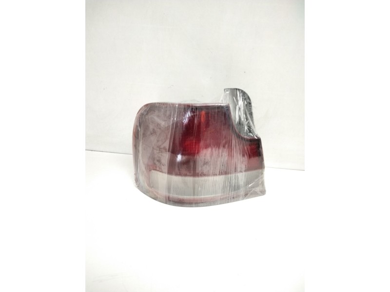 Recambio de piloto trasero izquierdo para hyundai lantra berlina (rd) referencia OEM IAM USA 2357NA  53037