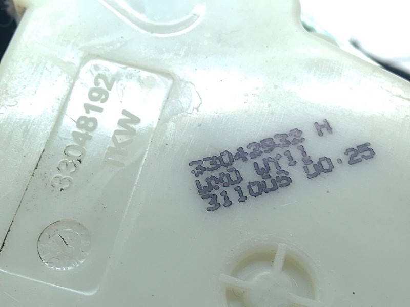 Recambio de cinturon seguridad delantero izquierdo para volkswagen passat b6 (3c2) 2.0 tdi referencia OEM IAM 33042932H  