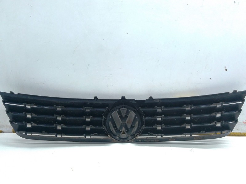 Recambio de rejilla delantera para volkswagen passat b5 (3b2) 1.9 tdi referencia OEM IAM 3B0853653C  
