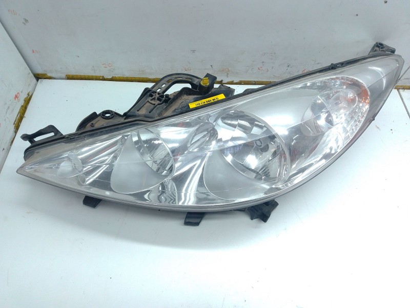 Recambio de faro izquierdo para peugeot 207/207+ (wa_, wc_) 1.4 referencia OEM IAM 085501140L  
