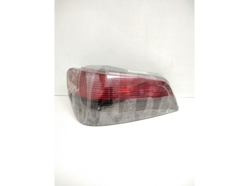 Recambio de piloto trasero izquierdo para peugeot 306 berlina 3/4/5 puertas (s2) s referencia OEM IAM VALEO 2321G  