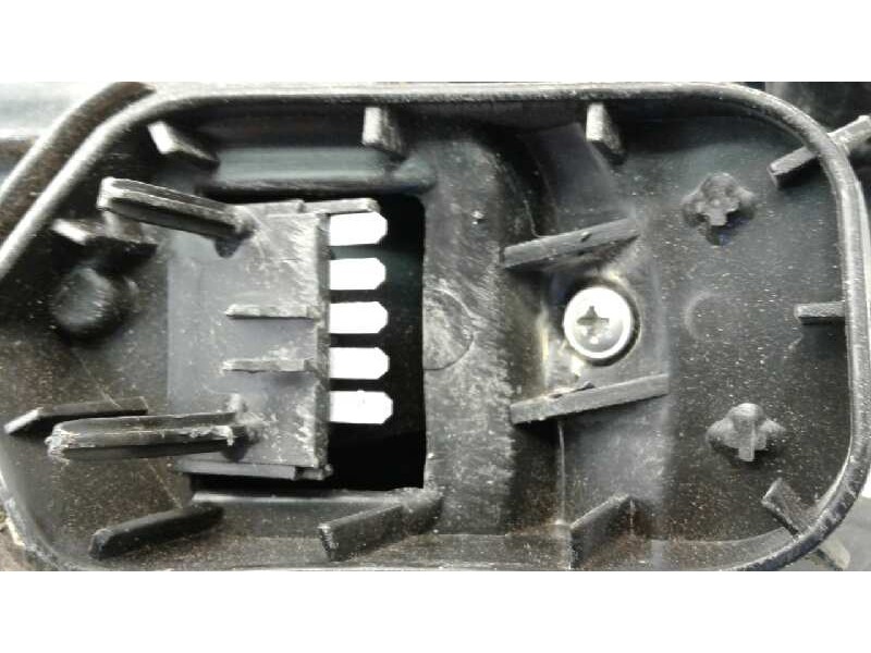 Recambio de piloto trasero derecho para opel corsa c club referencia OEM IAM 09114337R 89302181 