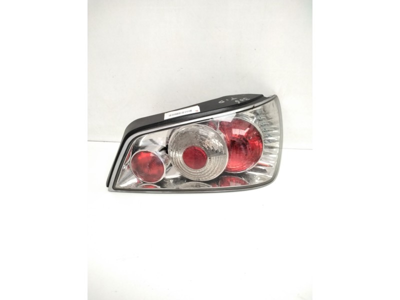 Recambio de piloto trasero derecho para peugeot 306 berlina 3/5 puertas (s1) referencia OEM IAM 601158B  17266