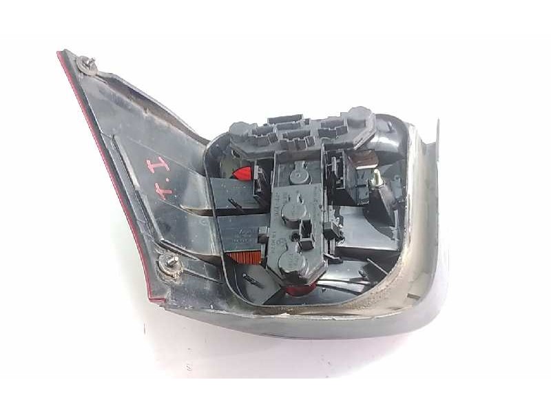 Recambio de piloto trasero izquierdo para volkswagen golf iv berlina (1j1) advance referencia OEM IAM 1J6945257 116284 