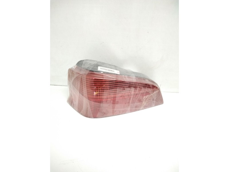 Recambio de piloto trasero izquierdo para peugeot 106 (s2) sport referencia OEM IAM 6350G6 40014 