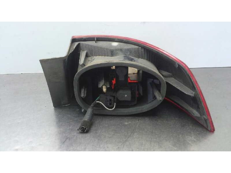 Recambio de piloto trasero izquierdo para renault laguna ii (bg0) confort authentique referencia OEM IAM 8200002473 VALEO 2345 