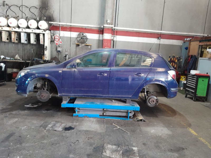 opel astra h (a04) del año 2005