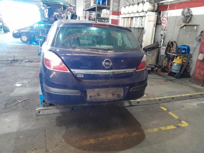 opel astra h (a04) del año 2005