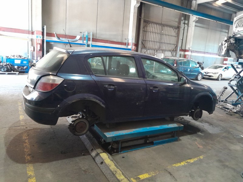 opel astra h (a04) del año 2005