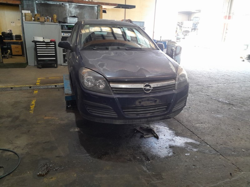 opel astra h (a04) del año 2005