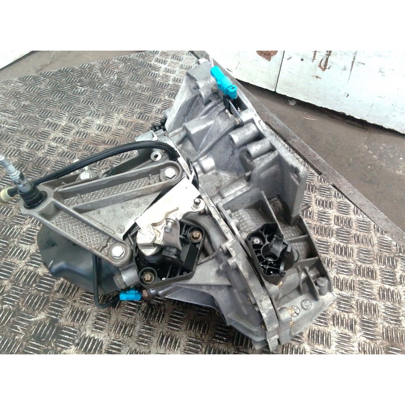 Recambio de caja cambios para renault clio iii (br0/1, cr0/1) 1.2 16v (br02, br0j, br11, cr02, cr0j, cr11) referencia OEM IAM 82