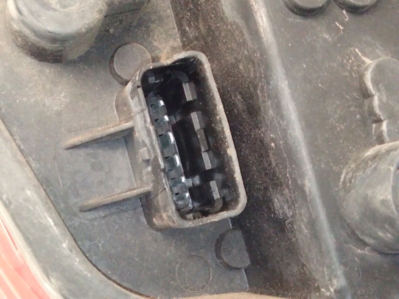 Recambio de piloto trasero izquierdo para renault clio iii (br0/1, cr0/1) 1.2 16v (br02, br0j, br11, cr02, cr0j, cr11) referenci