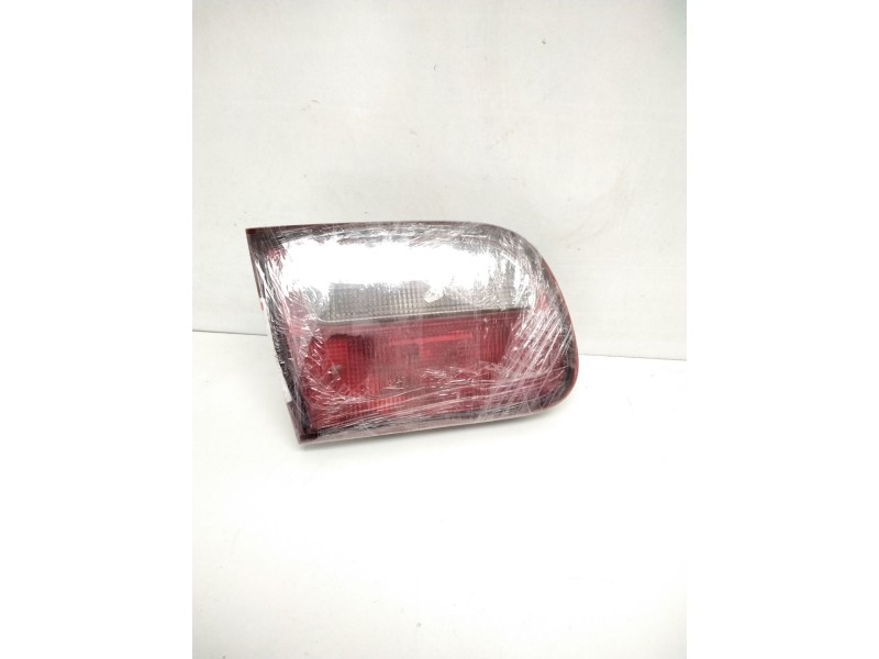 Recambio de piloto trasero derecho para honda civic (sl/ss/sw) referencia OEM IAM 0431124L  104559