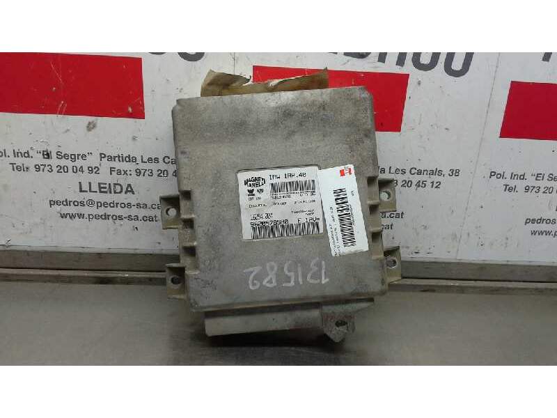 Recambio de centralita motor uce para citroën saxo 1.4 sx referencia OEM IAM 9620578580 16254004 IAW1AP40