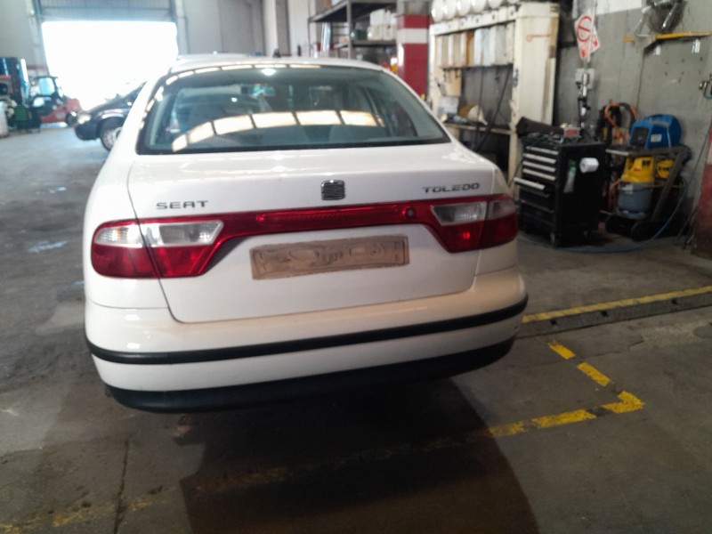 seat toledo ii (1m2) del año 2000