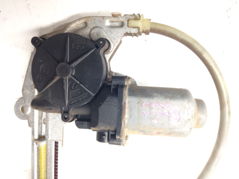 Recambio de elevalunas trasero izquierdo para renault laguna ii grandtour (kg0) dynamique referencia OEM IAM 400669T2  