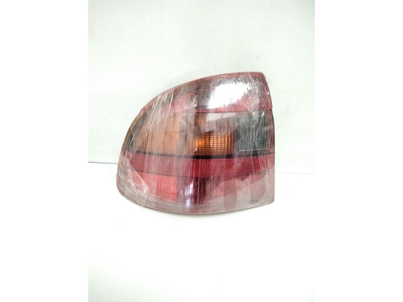 Recambio de piloto trasero derecho para opel astra f berlina 1.7 turbodiesel (17 dt / lu8) referencia OEM IAM 11K970R  