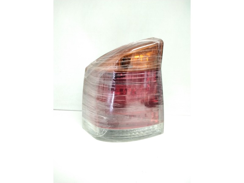 Recambio de piloto trasero izquierdo para opel vectra c berlina club referencia OEM IAM 13130643 93174903 