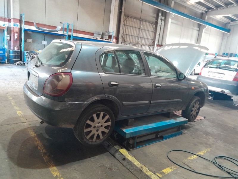 nissan almera ii hatchback (n16) del año 2004